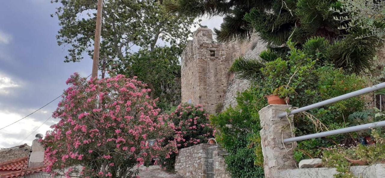 Stone Clock'S House Daire Nafpaktos Dış mekan fotoğraf