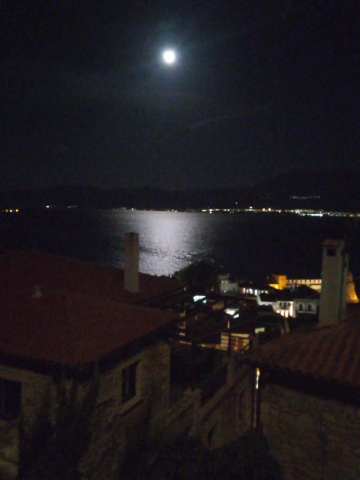 Stone Clock'S House Daire Nafpaktos Dış mekan fotoğraf